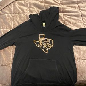 lightweight long sleeve tee with hood